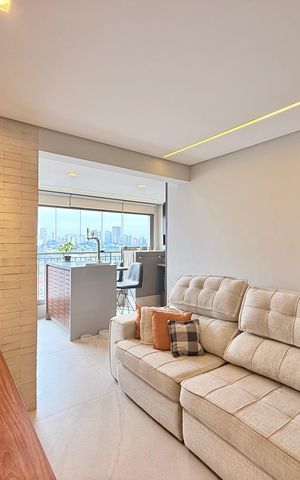 Apartamento à venda com 71m², 2 quartos e 1 vaga Apartamento à venda com 71m², 2 quartos e 1 vagaSala