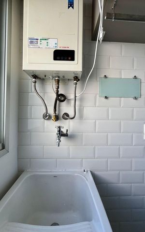 Apartamento à venda com 60m², 2 quartos e 1 vaga Apartamento à venda com 60m², 2 quartos e 1 vagaÁrea Serviço