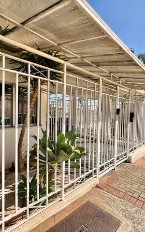 Apartamento à venda com 60m², 2 quartos e 1 vaga Apartamento à venda com 60m², 2 quartos e 1 vagaFachada e portaria