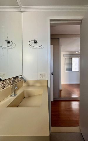 Apartamento à venda com 60m², 2 quartos e 1 vaga Apartamento à venda com 60m², 2 quartos e 1 vagaBanheiro da Suíte
