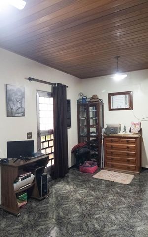 Casa à venda com 215m², 3 quartos e 1 vaga Casa à venda com 215m², 3 quartos e 1 vagaQuarto 1