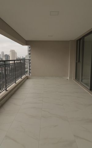 Apartamento à venda com 144m², 3 quartos e 2 vagasVaranda da Sala