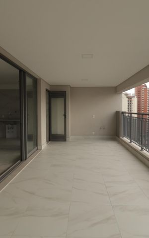 Apartamento à venda com 144m², 3 quartos e 2 vagasVaranda da Sala