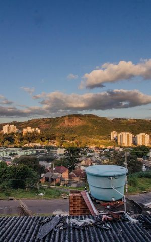 Casa à venda com 241m², 3 quartos e 2 vagas Casa à venda com 241m², 3 quartos e 2 vagasVista