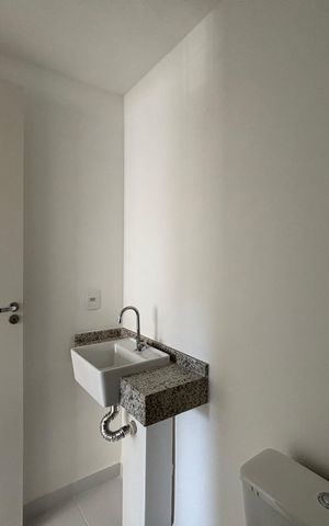 Apartamento à venda com 28m², 1 quarto e sem vaga Apartamento à venda com 28m², 1 quarto e sem vagaBanheiro da Suíte