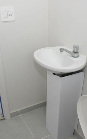 Apartamento para alugar com 82m², 2 quartos e 1 vagaBanheiro social
