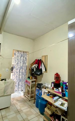 Casa à venda com 214m², 2 quartos e 2 vagas
