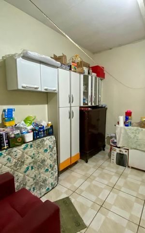 Casa à venda com 214m², 2 quartos e 2 vagas