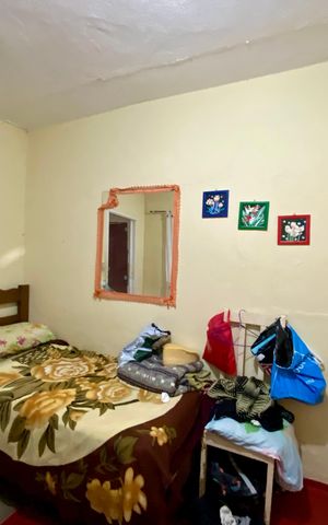 Casa à venda com 214m², 2 quartos e 2 vagas