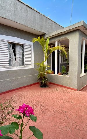 Casa à venda com 214m², 2 quartos e 2 vagas