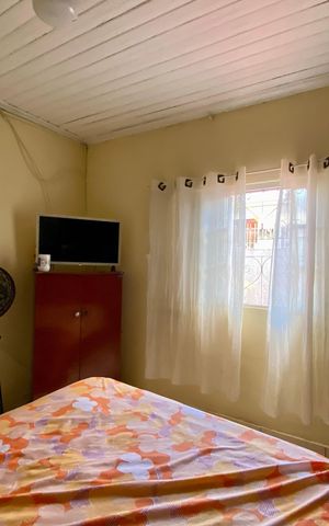 Casa à venda com 214m², 2 quartos e 2 vagas