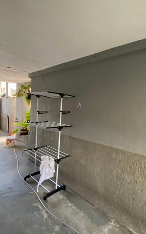 Casa à venda com 214m², 2 quartos e 2 vagas