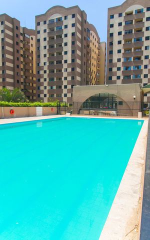 Apartamento à venda com 65m², 2 quartos e 1 vaga Apartamento à venda com 65m², 2 quartos e 1 vagaÁrea comum - Piscina