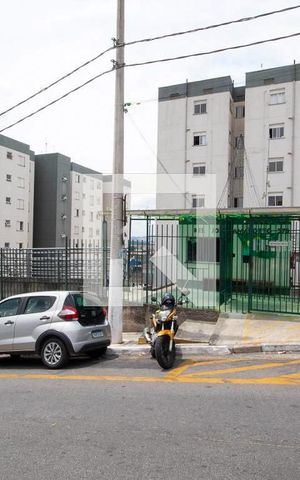 Apartamento para alugar com 50m², 2 quartos e 1 vaga Apartamento para alugar com 50m², 2 quartos e 1 vagaFachada