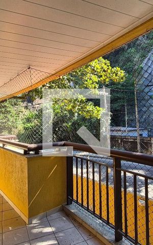 Apartamento à venda com 80m², 2 quartos e 2 vagasVaranda