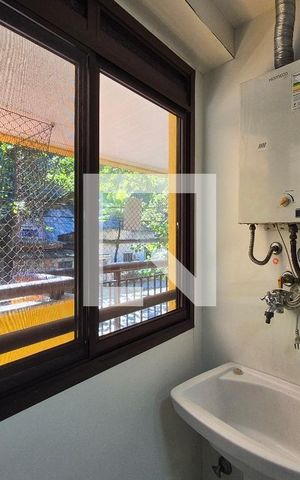 Apartamento à venda com 80m², 2 quartos e 2 vagasArea de serviço