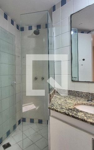 Apartamento à venda com 80m², 2 quartos e 2 vagasBanheiro