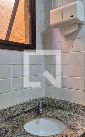 Apartamento à venda com 80m², 2 quartos e 2 vagasBanheiro