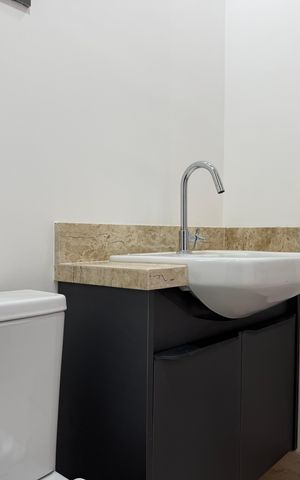 Studio para alugar com 33m², 1 quarto e sem vaga Studio para alugar com 33m², 1 quarto e sem vagaBanheiro