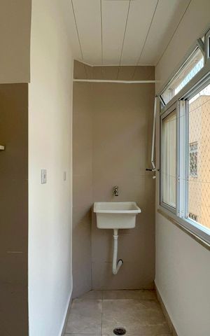 Apartamento à venda com 65m², 3 quartos e sem vagaÁrea de Serviço
