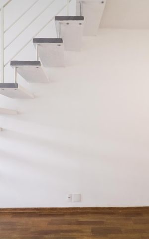 Casa à venda com 200m², 4 quartos e 2 vagas Casa à venda com 200m², 4 quartos e 2 vagasQuarto 2