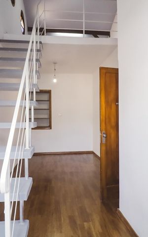 Casa à venda com 200m², 4 quartos e 2 vagas Casa à venda com 200m², 4 quartos e 2 vagasQuarto 2