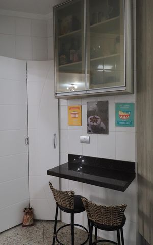 Apartamento à venda com 80m², 3 quartos e 2 vagasCozinha