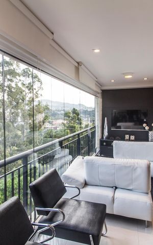 Apartamento à venda com 144m², 2 quartos e 2 vagas Apartamento à venda com 144m², 2 quartos e 2 vagasVaranda