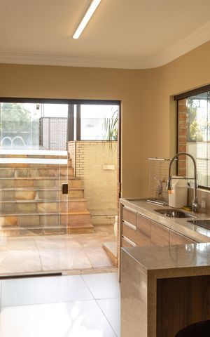 Apartamento à venda com 324m², 4 quartos e 3 vagasCozinha 2