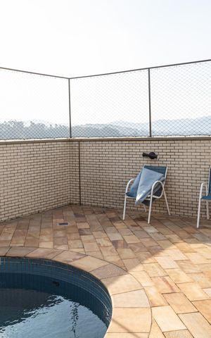Apartamento à venda com 324m², 4 quartos e 3 vagasPiscina