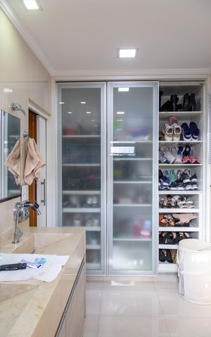 Apartamento à venda com 324m², 4 quartos e 3 vagasBanheiro do Quarto 3 suíte 