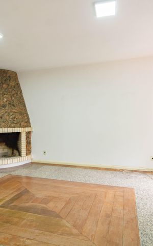Casa para alugar com 250m², 4 quartos e 5 vagas