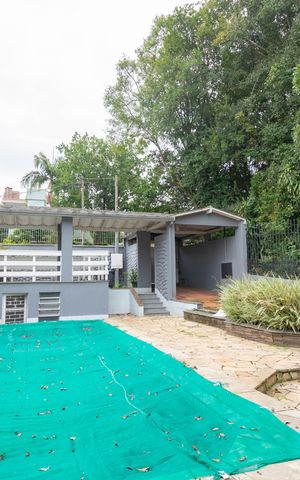 Casa para alugar com 250m², 4 quartos e 5 vagas