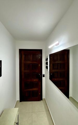 Apartamento para alugar com 150m², 3 quartos e 1 vaga Apartamento para alugar com 150m², 3 quartos e 1 vagaSala - hall de entrada