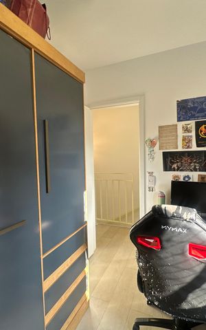 Casa de condomínio à venda com 112m², 3 quartos e 2 vagas Casa de condomínio à venda com 112m², 3 quartos e 2 vagasQuarto 1