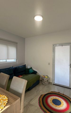 Casa de condomínio à venda com 112m², 3 quartos e 2 vagas Casa de condomínio à venda com 112m², 3 quartos e 2 vagasSala