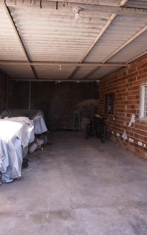 Casa à venda com 137m², 3 quartos e 3 vagas
