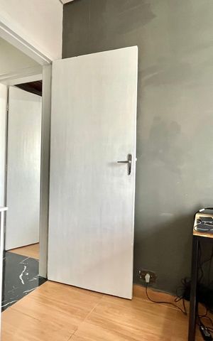 Casa à venda com 145m², 3 quartos e 1 vaga Casa à venda com 145m², 3 quartos e 1 vagaSuite