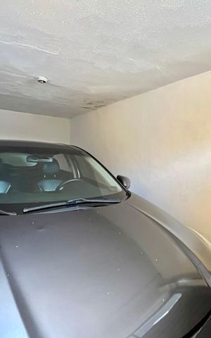 Casa à venda com 145m², 3 quartos e 1 vaga Casa à venda com 145m², 3 quartos e 1 vagaGaragem