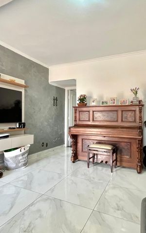 Casa à venda com 145m², 3 quartos e 1 vaga Casa à venda com 145m², 3 quartos e 1 vagaSala