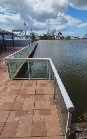 Casa para alugar com 140m², 4 quartos e 3 vagas Casa para alugar com 140m², 4 quartos e 3 vagasÁrea externa
