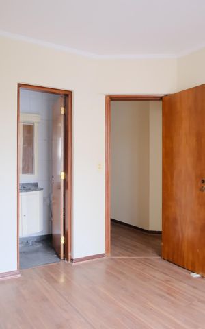 Casa para alugar com 500m², 5 quartos e 5 vagasSuíte 2