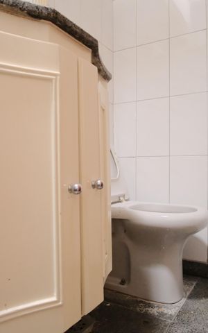 Casa para alugar com 500m², 5 quartos e 5 vagasBanheiro da Suíte 2