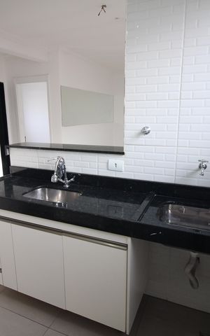 Apartamento à venda com 65m², 2 quartos e 1 vagaCozinha e Área de Serviço