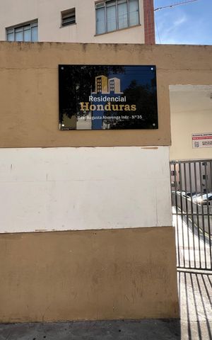 Apartamento à venda com 55m², 2 quartos e 2 vagas Apartamento à venda com 55m², 2 quartos e 2 vagasFachada do Prédio