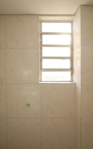 Apartamento para alugar com 69m², 2 quartos e sem vagaBanheiro