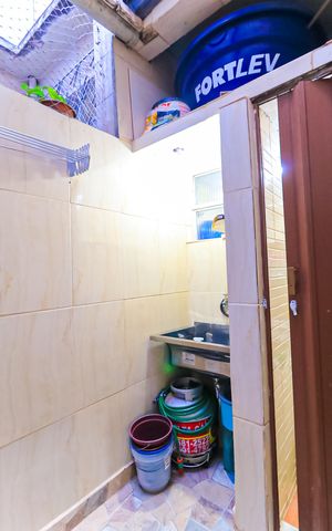 Casa à venda com 85m², 3 quartos e sem vaga Casa à venda com 85m², 3 quartos e sem vagaÁrea de Serviço