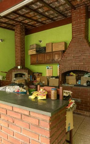 Casa à venda com 250m², 3 quartos e 2 vagas Casa à venda com 250m², 3 quartos e 2 vagasÁrea comum