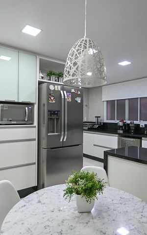 Apartamento à venda com 250m², 4 quartos e 4 vagasCozinha
