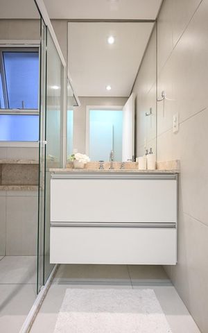 Apartamento à venda com 250m², 4 quartos e 4 vagasBanheiro da Suíte  3